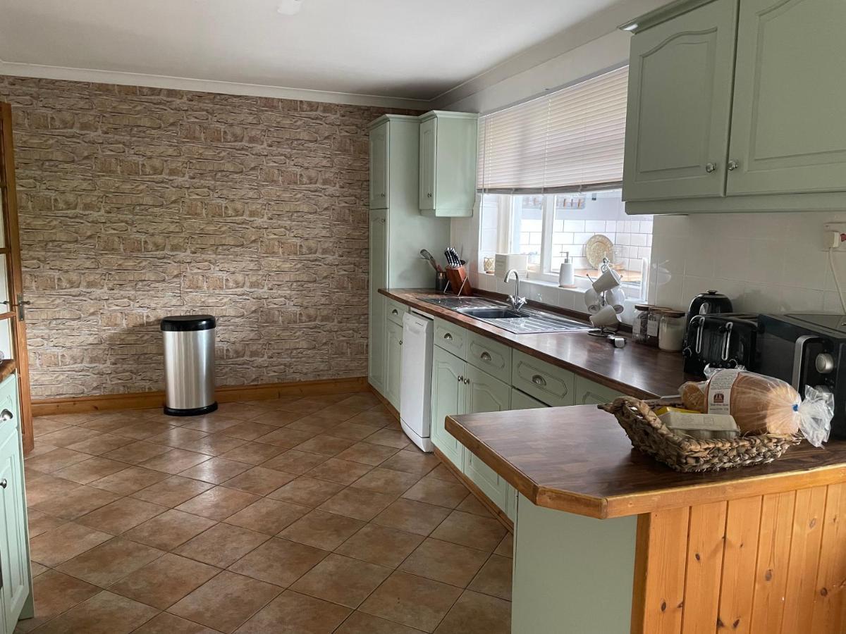 Carreg Yr Onnen Villa Хавърфордуест Екстериор снимка